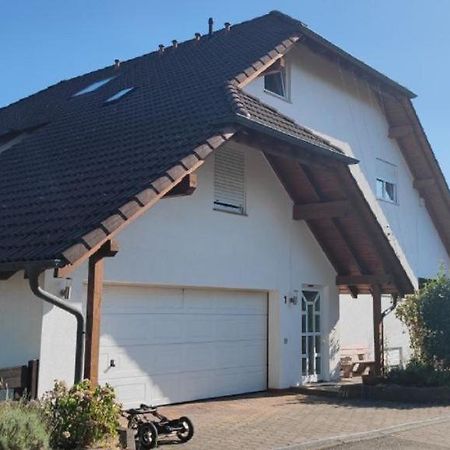 Einzimmerwohnung Mit Parkplatz Ohne Kueche Bischweier ภายนอก รูปภาพ